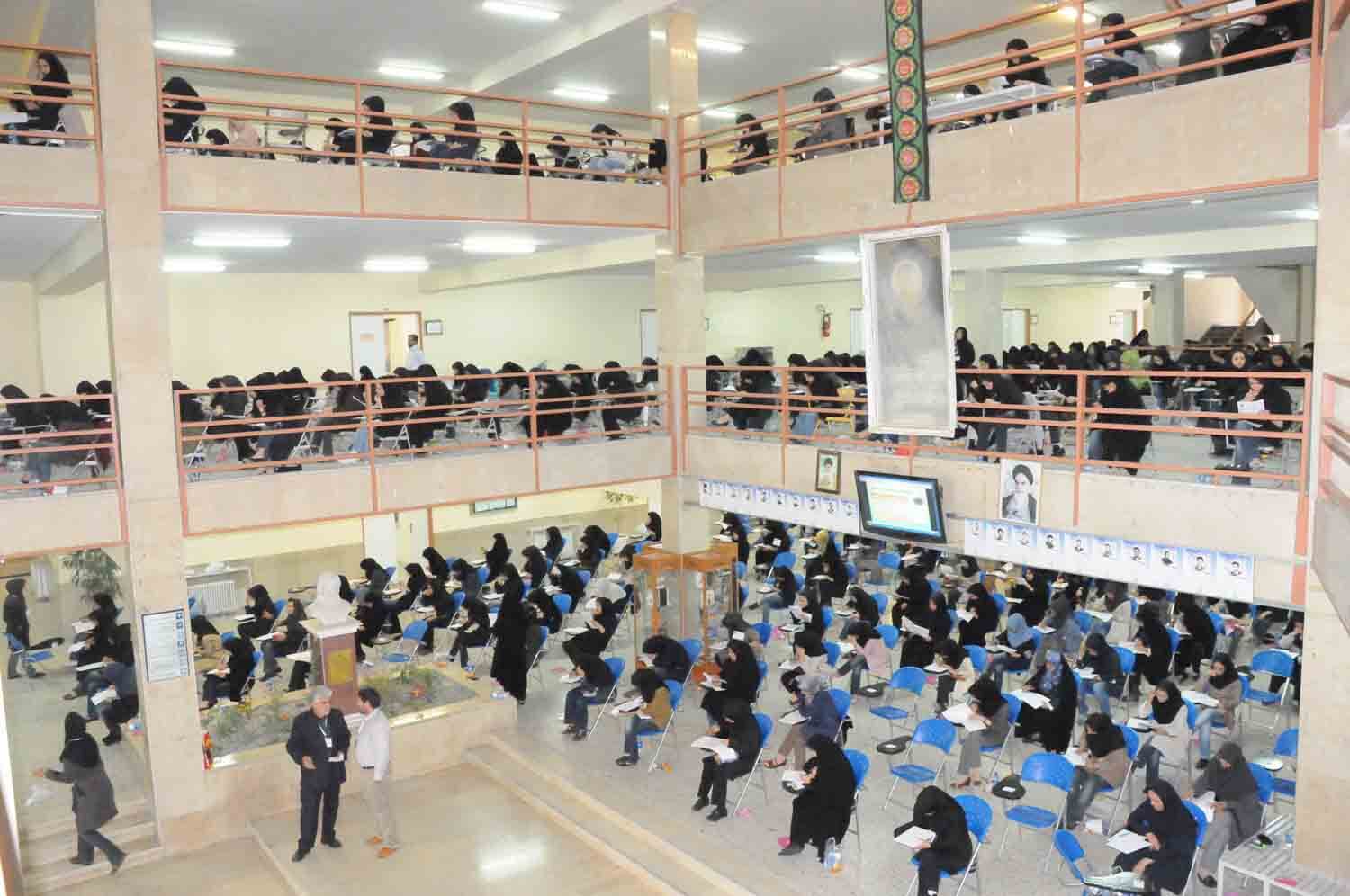 چرا داوطلبان موفق از منابع باکیفیتتر استفاده میکنند؟